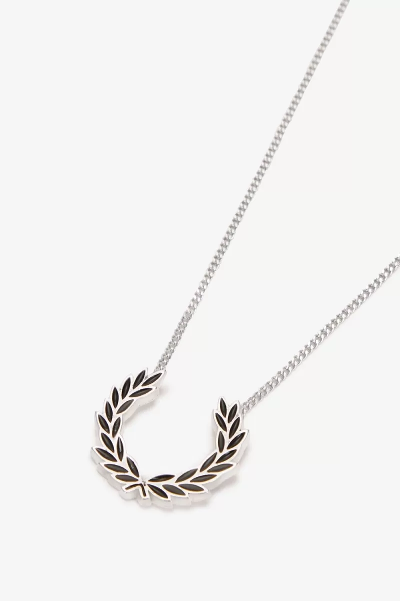 Fred Perry Laurel Wreath Necklace Womens 1030 1 ZOOM - Fred Perry Laurel Wreath Necklace Women's Jewellery Metallic Silver NZHFO9280