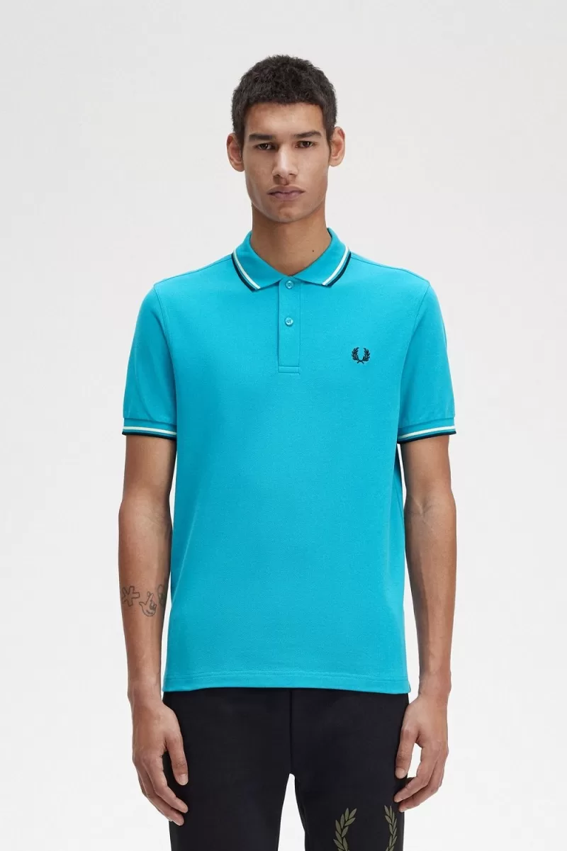 Fred Perry M3600 Men’s Shirt Cyber Blue Aqua Cream Black RIBAJ2439 Fred Perry M3600 Men’s Shirt Cyber Blue Aqua Cream Black RIBAJ2439