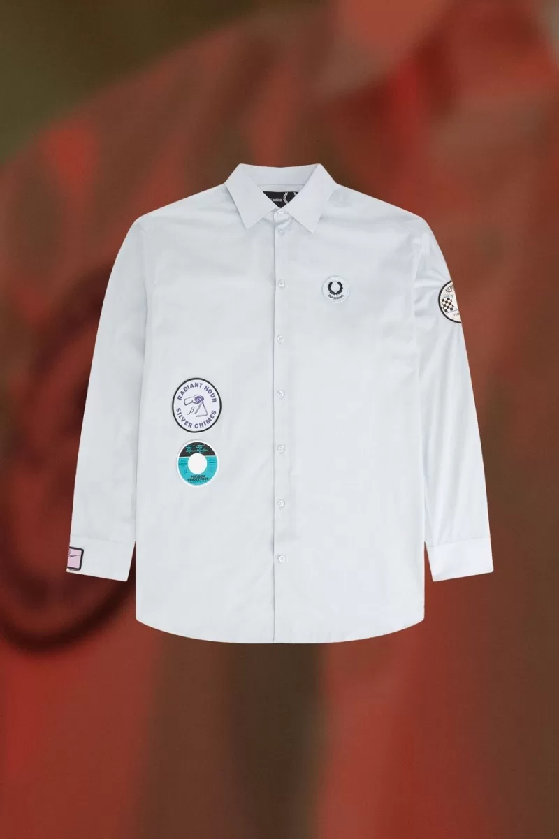 Fred Perry Oversized Patch Detail Men’s Shirt Cloud Blue KMOEL6152 Fred Perry Oversized Patch Detail Men’s Shirt Cloud Blue KMOEL6152