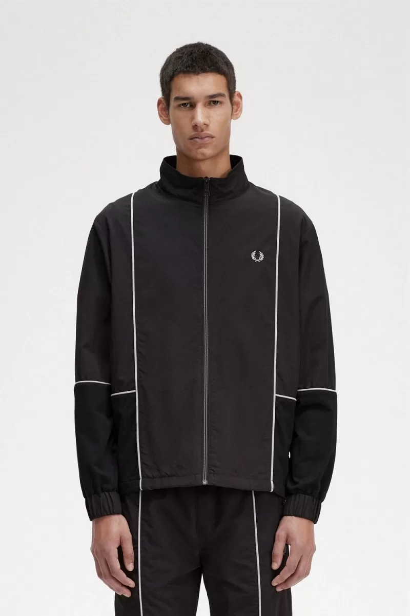 Fred Perry Piped Shell Men’s Jackets Black CBQUV6194 Fred Perry Piped Shell Men’s Jackets Black CBQUV6194